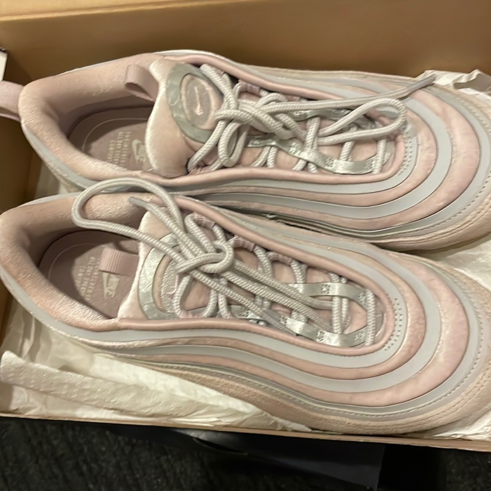 Nike Women Shoes Excellent , Baby Pink Color Size 38 - Gem
